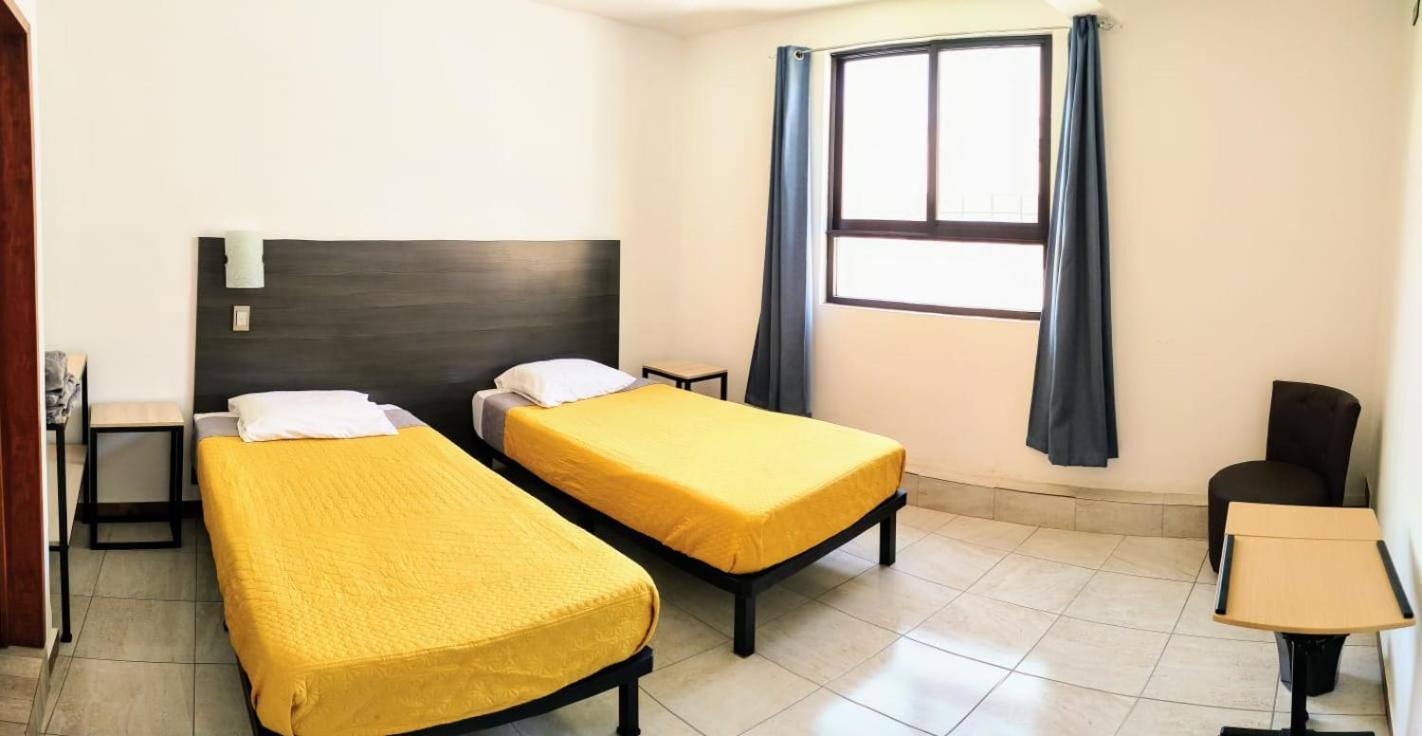 Casa Republik Hotel Leon Exterior photo
