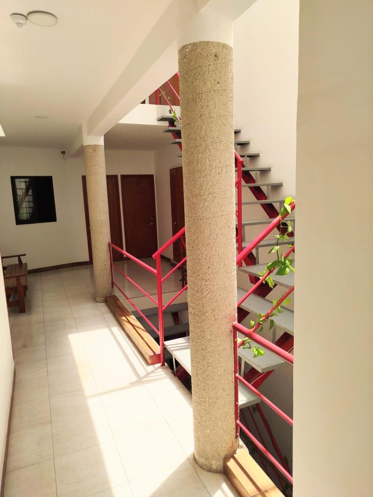 Casa Republik Hotel Leon Exterior photo